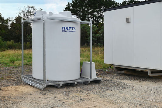 RAPTA 5,000L Water Supply Skid angled view beside a modular site building.